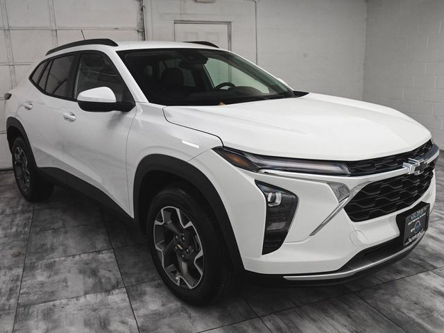 2025 Chevrolet Trax LT - 22911399 - 2