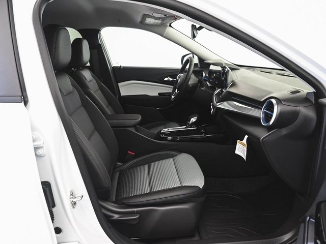 2025 Chevrolet Trax LT - 22911399 - 29