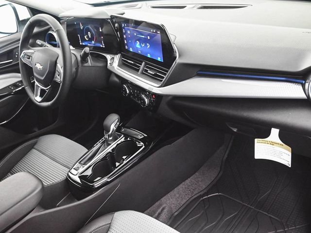 2025 Chevrolet Trax LT - 22911399 - 30