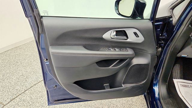 2025 Chrysler Pacifica Limited - 23026891 - 10
