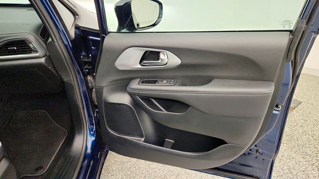 2025 Chrysler Pacifica Limited - 23026891 - 27