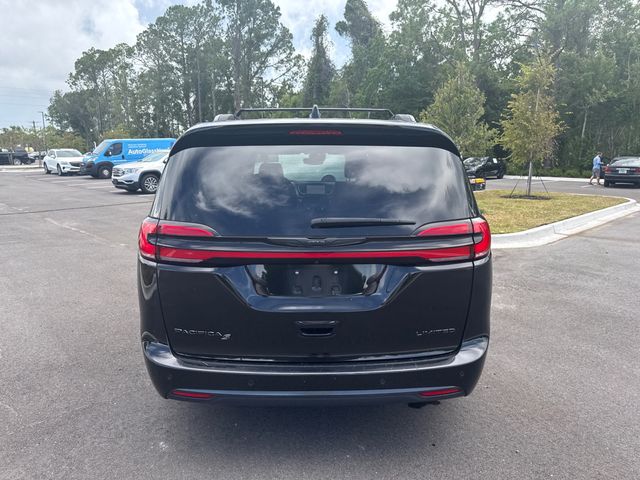 2025 Chrysler Pacifica Limited FWD - 23064008 - 18
