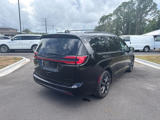 2025 Chrysler Pacifica Limited FWD - 23064008 - 21