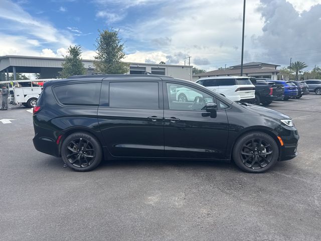 2025 Chrysler Pacifica Limited FWD - 23064008 - 22