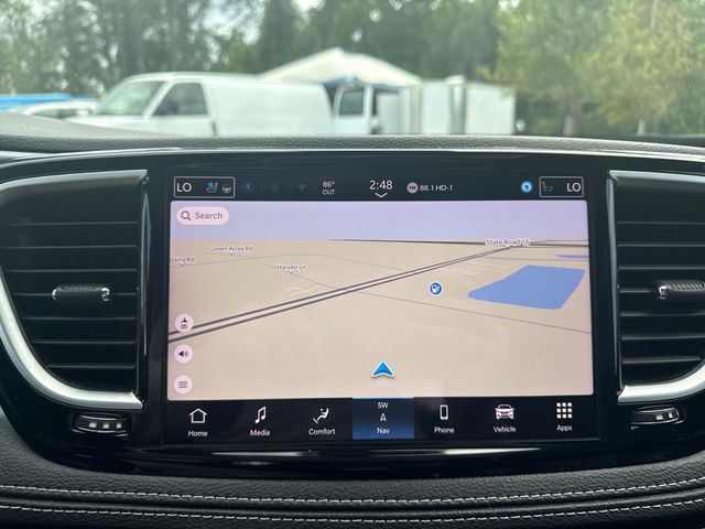 2025 Chrysler Pacifica Limited FWD - 23064008 - 3