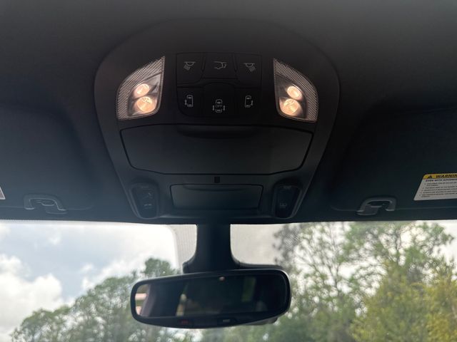 2025 Chrysler Pacifica Limited FWD - 23064008 - 7
