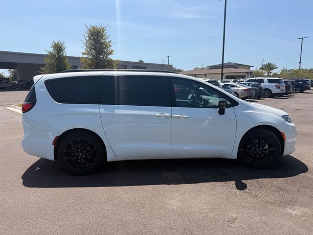 2025 Chrysler Pacifica Limited FWD - 23066779 - 25