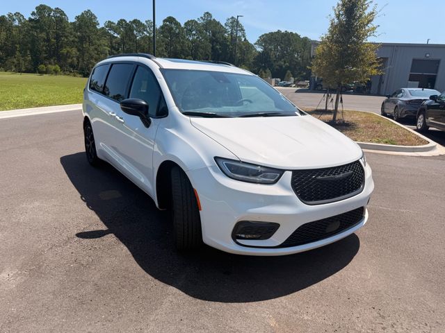 2025 Chrysler Pacifica Limited FWD - 23066779 - 26