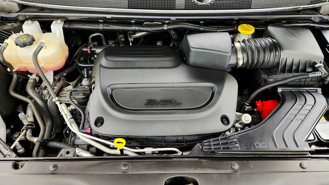 2025 Chrysler Pacifica Limited FWD - 23097481 - 30