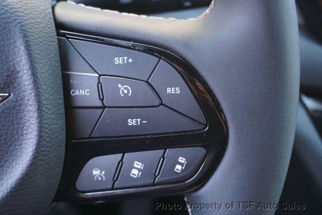 2025 Chrysler Pacifica Limited S Appearance photo 35