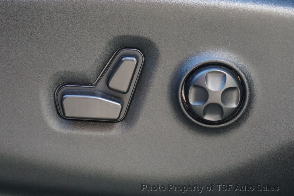 2025 Chrysler Pacifica Limited S Appearance photo 42