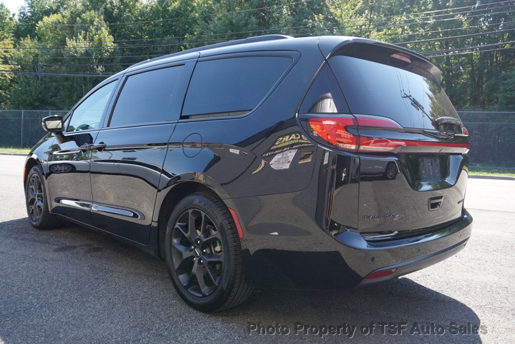 2025 Chrysler Pacifica Limited S Appearance photo 5