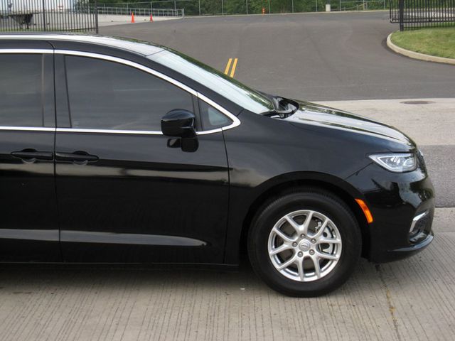 2025 Chrysler Pacifica Select FWD - 23035366 - 9