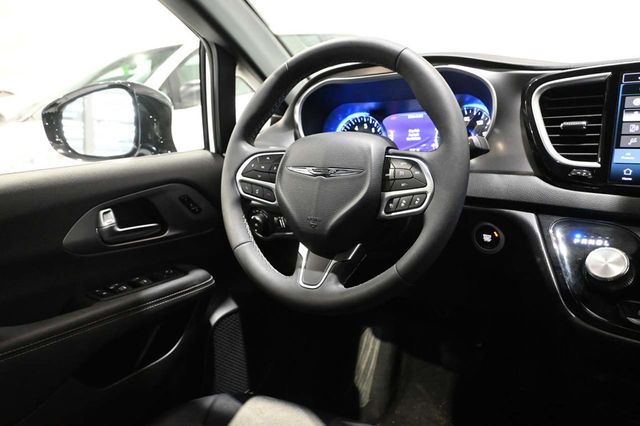 2025 Chrysler Pacifica Select FWD - 22988585 - 25