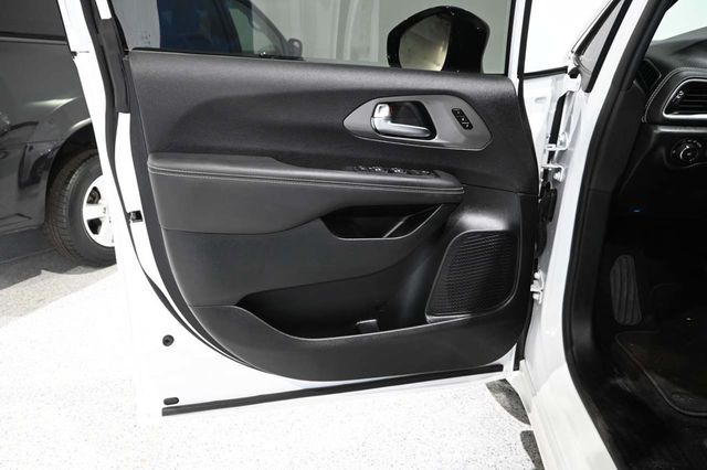 2025 Chrysler Pacifica Select FWD - 23090231 - 27
