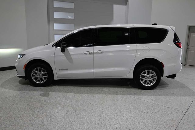 2025 Chrysler Pacifica Select FWD - 23090231 - 8