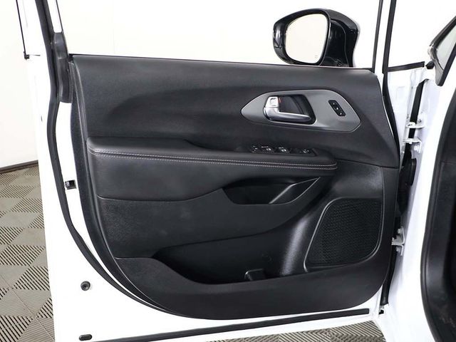 2025 Chrysler Pacifica Select FWD - 23070352 - 24