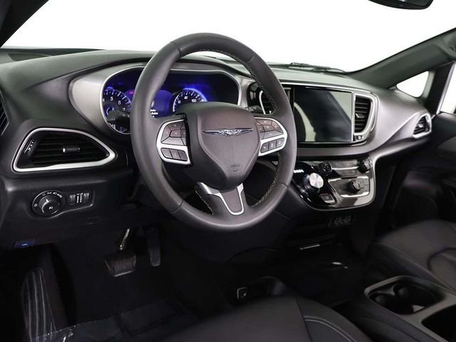 2025 Chrysler Pacifica Select FWD - 23070352 - 26