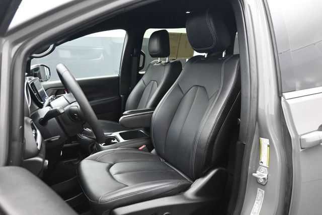 2025 Chrysler Pacifica Select FWD - 23053909 - 4