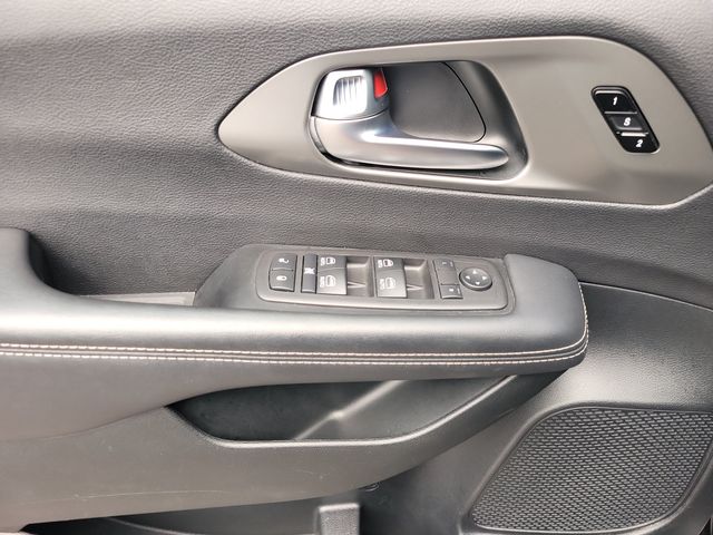 2025 Chrysler Pacifica Select FWD - 23087880 - 6