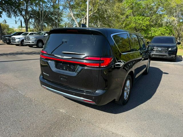 2025 Chrysler Pacifica Select FWD - 23003271 - 9