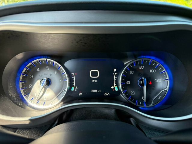 2025 Chrysler Pacifica Select FWD - 23003271 - 3