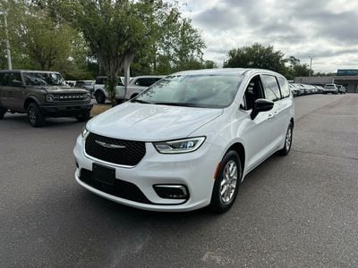 2025 Chrysler Pacifica - 2C4RC1BG3SR594462