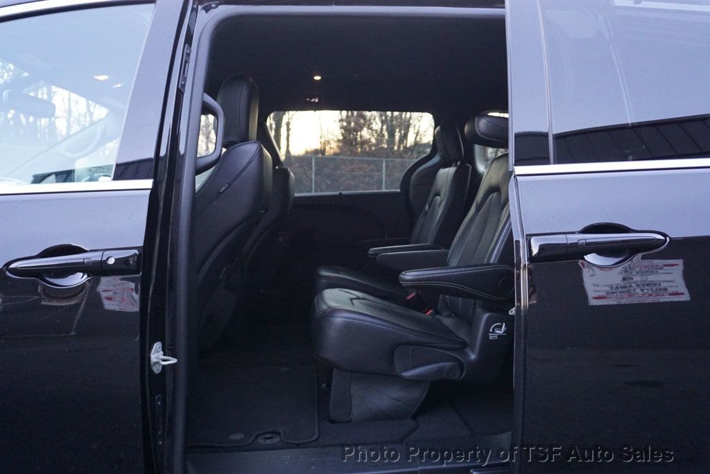 2025 Chrysler Pacifica Select FWD CARPLAY REAR CAMERA HEATED SEATS LEATHER DRIVE ASSIST - 22959023 - 11