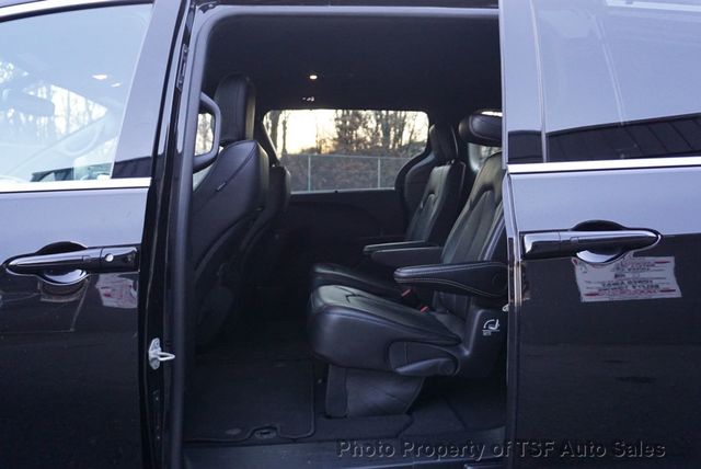 2025 Chrysler Pacifica Select FWD CARPLAY REAR CAMERA HEATED SEATS LEATHER DRIVE ASSIST - 22959023 - 11