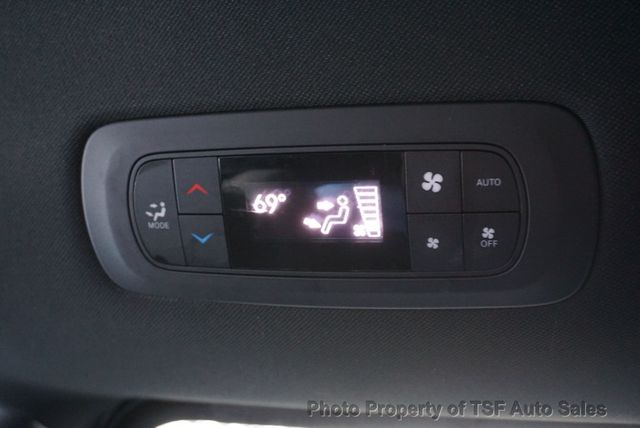 2025 Chrysler Pacifica Select FWD CARPLAY REAR CAMERA HEATED SEATS LEATHER DRIVE ASSIST - 22959023 - 33