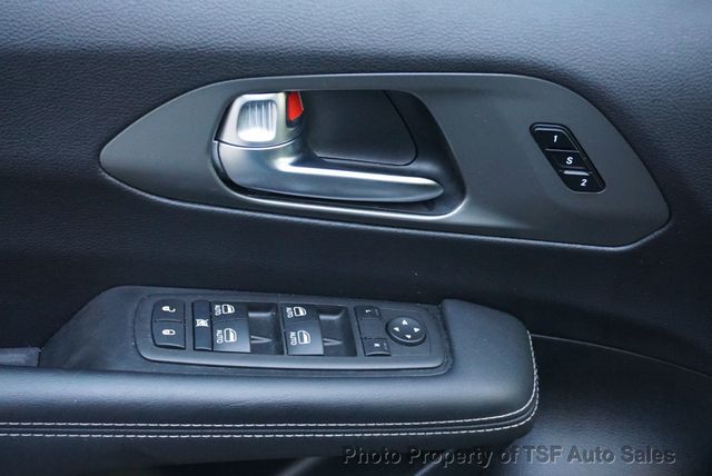 2025 Chrysler Pacifica Select FWD CARPLAY REAR CAMERA HEATED SEATS LEATHER DRIVE ASSIST - 22959023 - 36