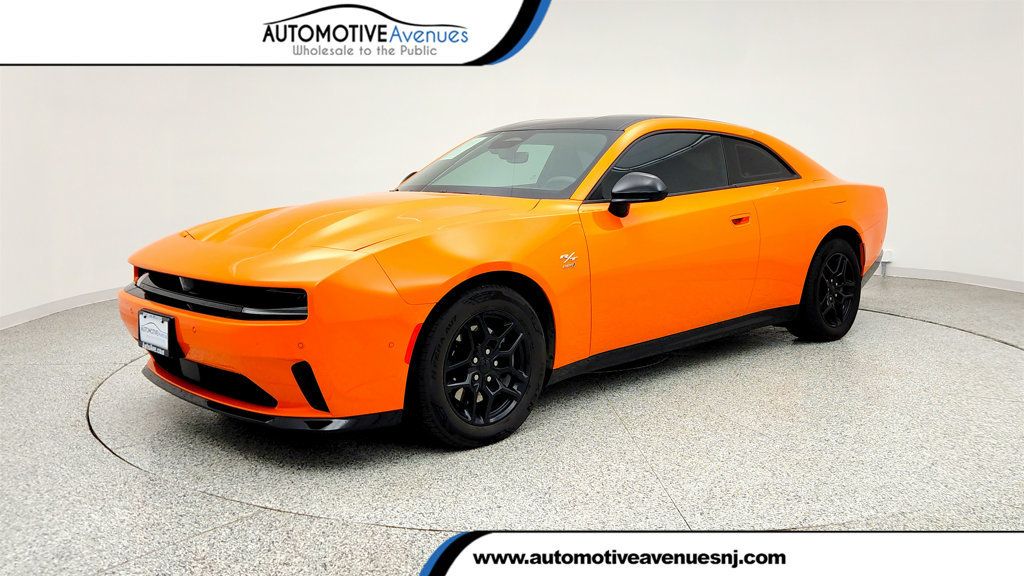 2025 Dodge Charger Daytona R/T AWD w/ 400V Electric Drive Motors - 23006201 | Video 1