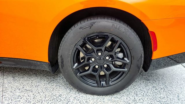 2025 Dodge Charger Daytona R/T AWD w/ 400V Electric Drive Motors - 23006201 - 8