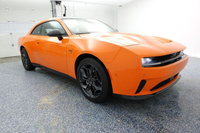 2025 Dodge Charger Daytona R/T AWD with Blacktop Package - 22938142 - 1