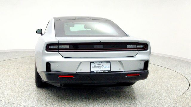 2025 Dodge Charger Daytona R/T AWD with Sun & Sound + Blacktop Packages - 22961360 - 5