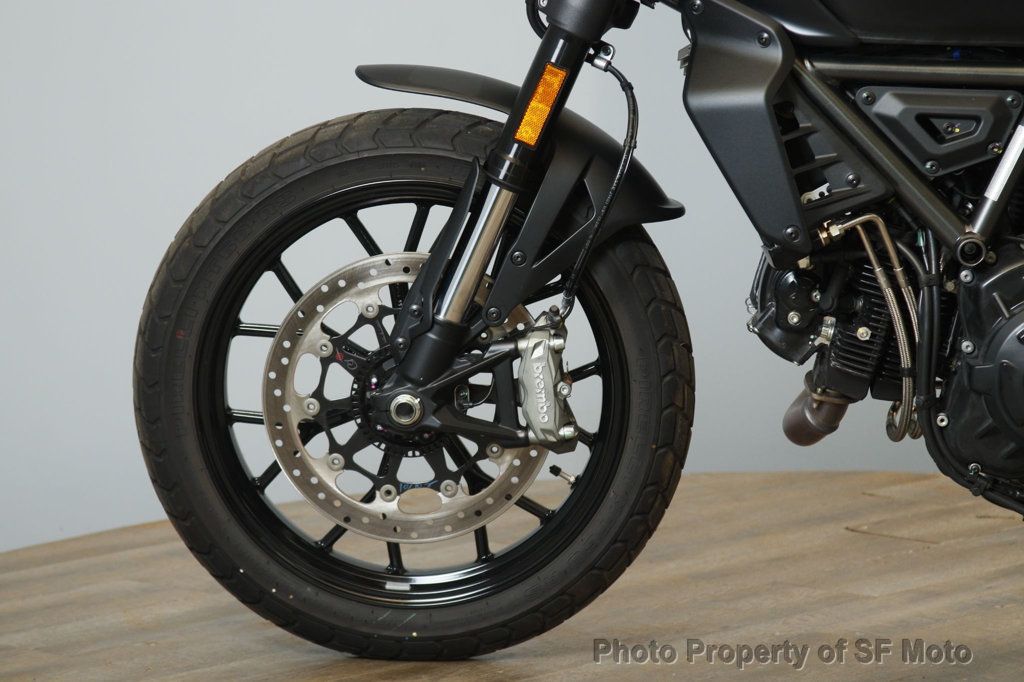 2025 Ducati Scrambler ICON DARK 1 Owner, 621 Miles - 22912589 - 10