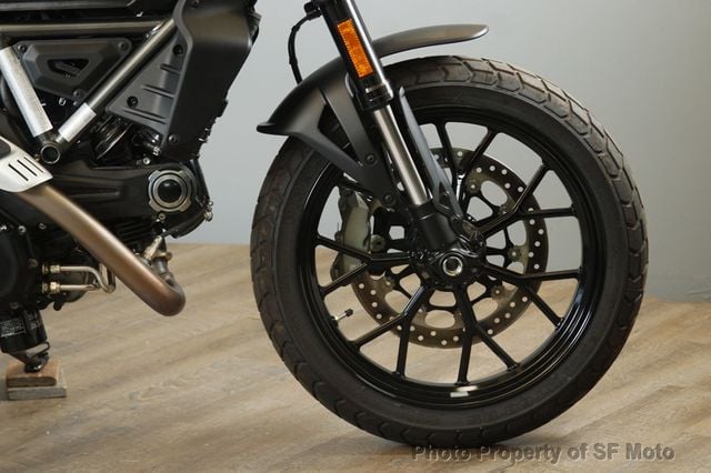 2025 Ducati Scrambler ICON DARK 1 Owner, 621 Miles - 22912589 - 11
