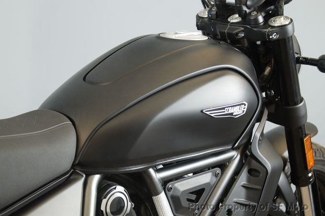 2025 Ducati Scrambler ICON DARK 1 Owner, 621 Miles - 22912589 - 34