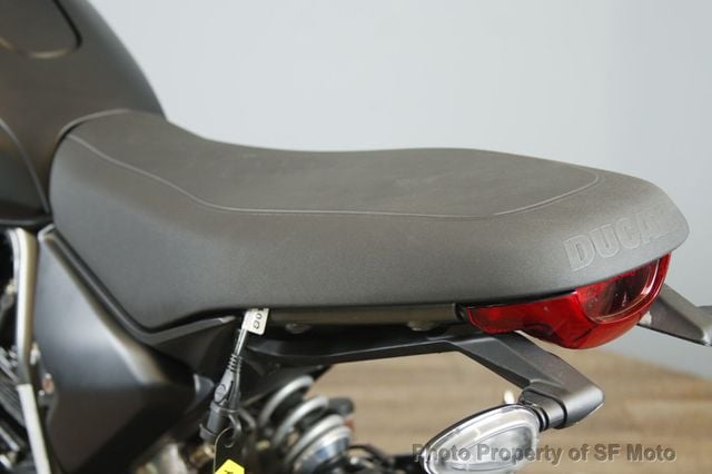 2025 Ducati Scrambler ICON DARK 1 Owner, 621 Miles - 22912589 - 41