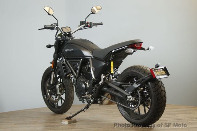 2025 Ducati Scrambler ICON DARK 1 Owner, 621 Miles - 22912589 - 43