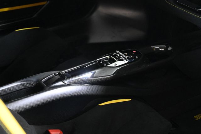 2025 Ferrari  SF90XX - 22990165 - 18