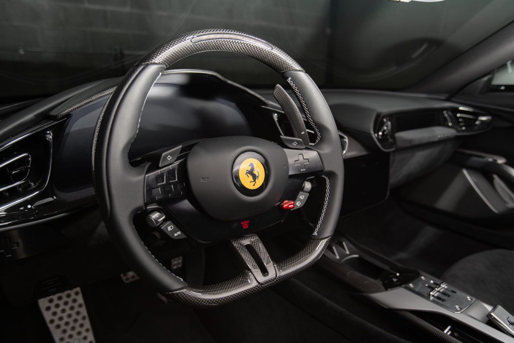 Ferrari 12Cilindri photo 11