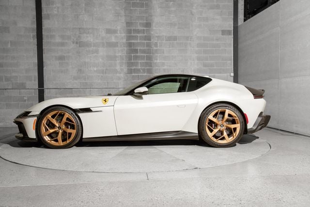 2025 Ferrari 12Cilindri Coupe - 23089780 - 3