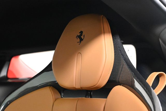 2025 Ferrari 296 GTB Base - 22955513 - 18