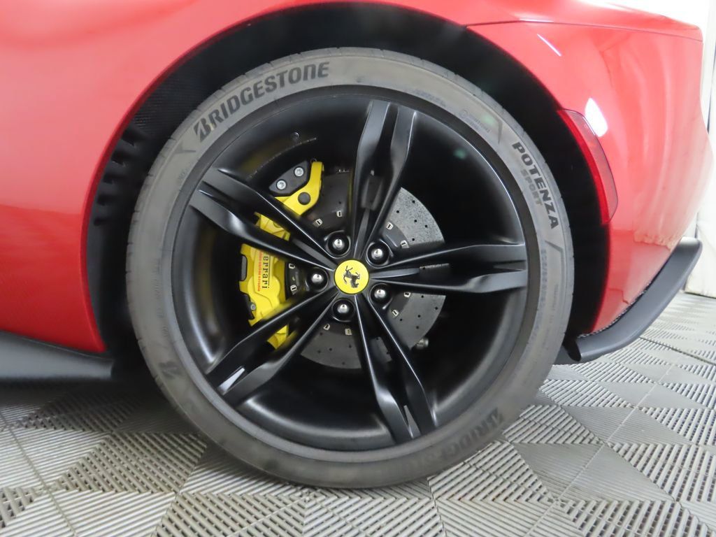 2025 Ferrari 296 GTB photo 28
