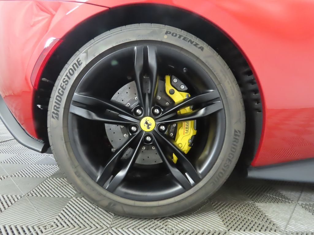 2025 Ferrari 296 GTB photo 29