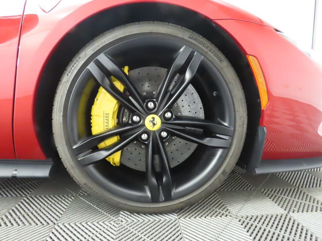 2025 Ferrari 296 GTB photo 30