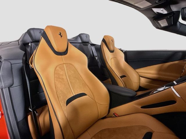 2025 Ferrari Roma Spider Base - 23092089 - 3