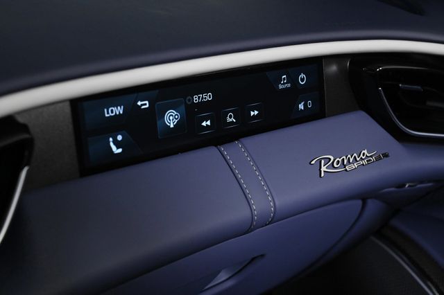 2025 Ferrari Roma Spider Convertible - 22932127 - 22