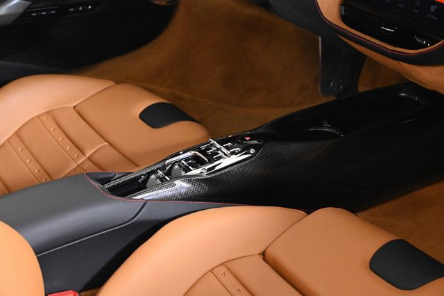 2025 Ferrari SF90 Spider Convertible - 22933067 - 27